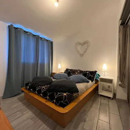 Cosy 40 M2 Coeur Historique De Lunel (Herault)