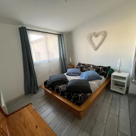Cosy 40 M2 Coeur Historique De Lunel (Herault)