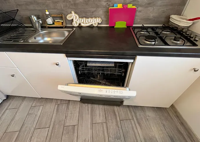 Apartamento Cosy 40 M2 Coeur Historique De Lunel (Herault)