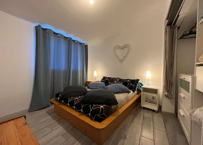 Cosy 40 M2 Coeur Historique De Lunel (Herault)