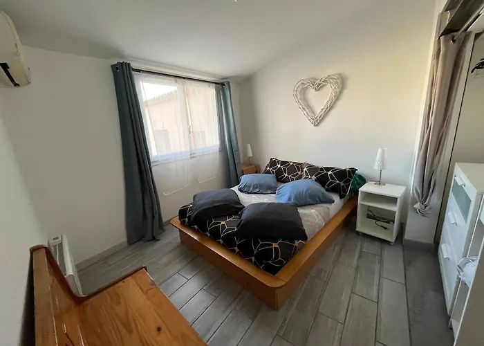 Cosy 40 M2 Coeur Historique De Lunel (Herault)